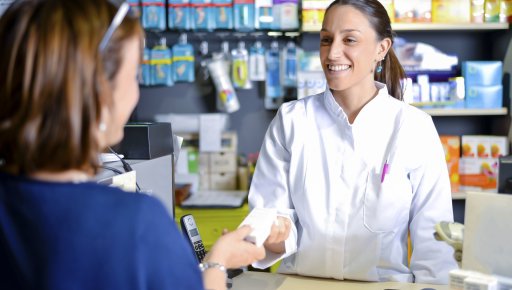 Pharmacy Technician vs Pharmacist: Understanding the Differences