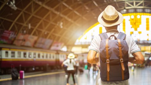 The Pros and Cons of Travel Nursing: Weighing the Benefits and Challenges