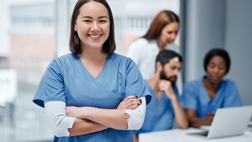 Nurse Practitioner vs. Physician Assistant: Pros and Cons