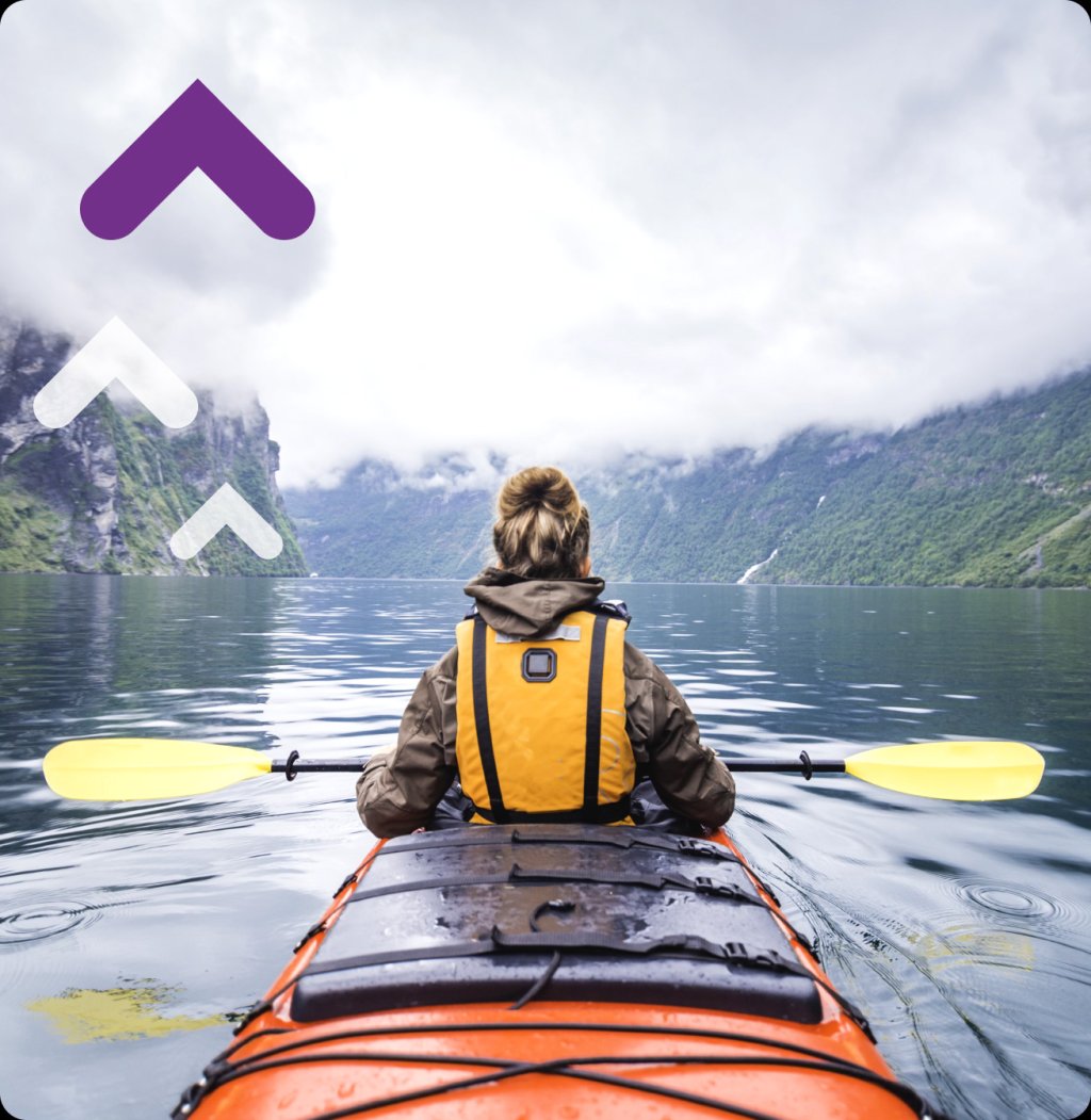 Traveller on canoe