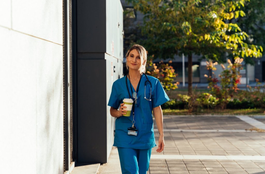 The Impact of Travel Nursing on Career Advancement: Elevating Your Nursing Journey