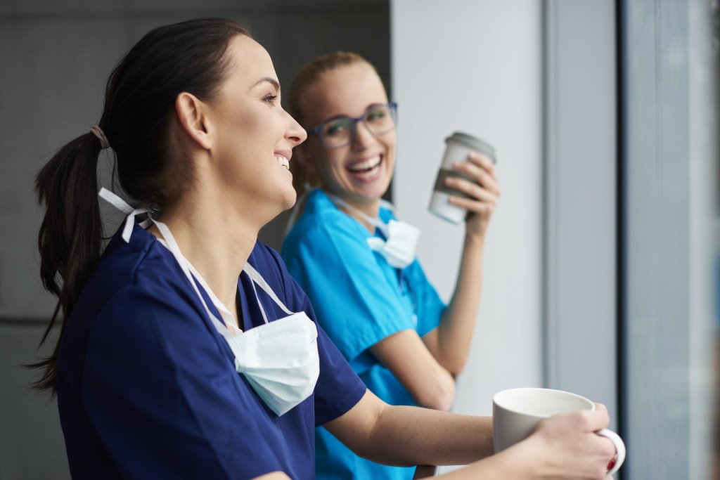 How Much Do Travel Nurses Make in 2026?